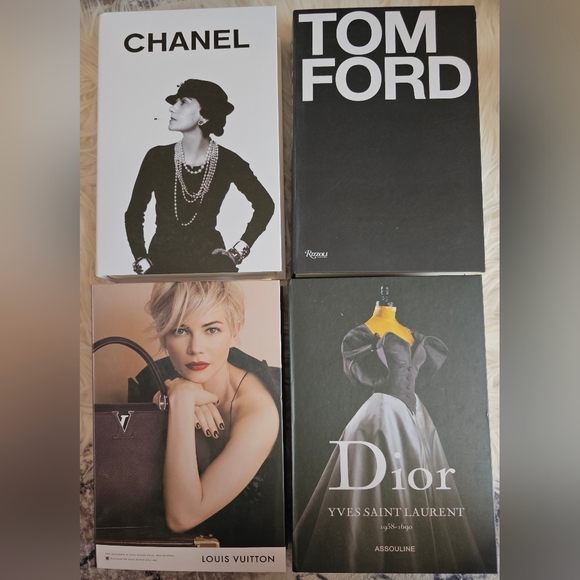 Table Top Decor: Choose 1 - Picture 1 of 14